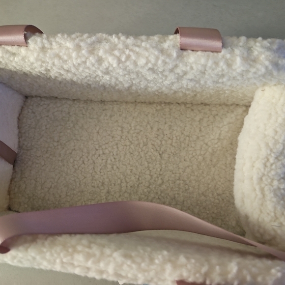 Pink Dog Carrier - Picture 3 of 10